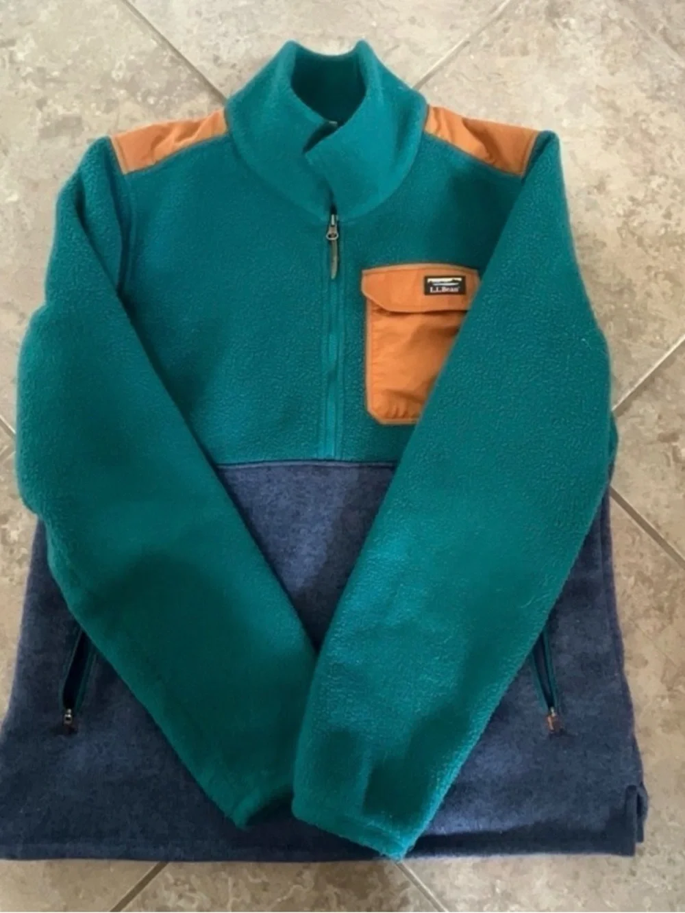 LL bean Fleece Pullover - Picture 1 of 5